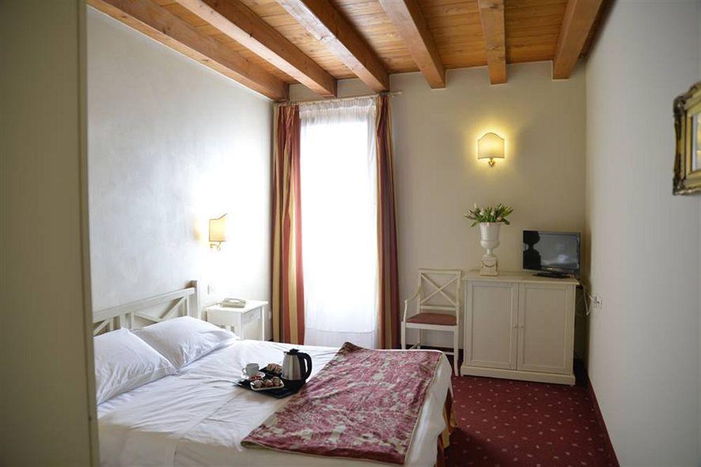 Franciscus Hotel Verona Exterior foto